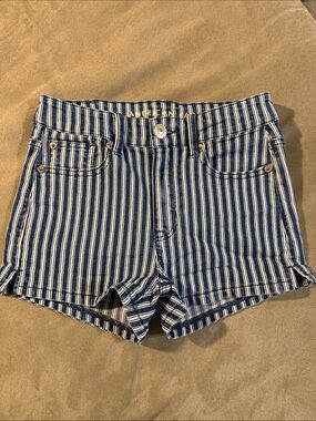 American Eagle Outfitters  Ne(x)t Level High-Rise Shortie (Sz 2)
